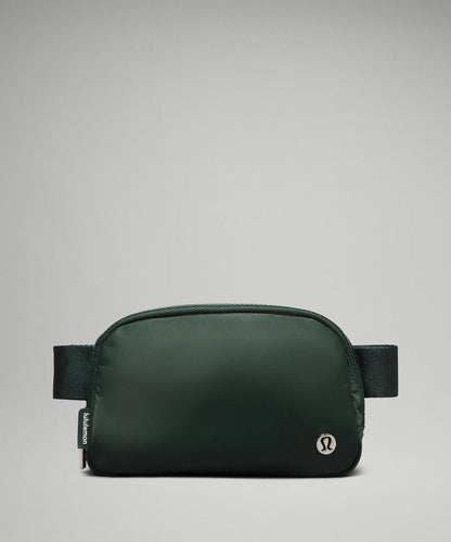 Lululemon everywhere belt bag